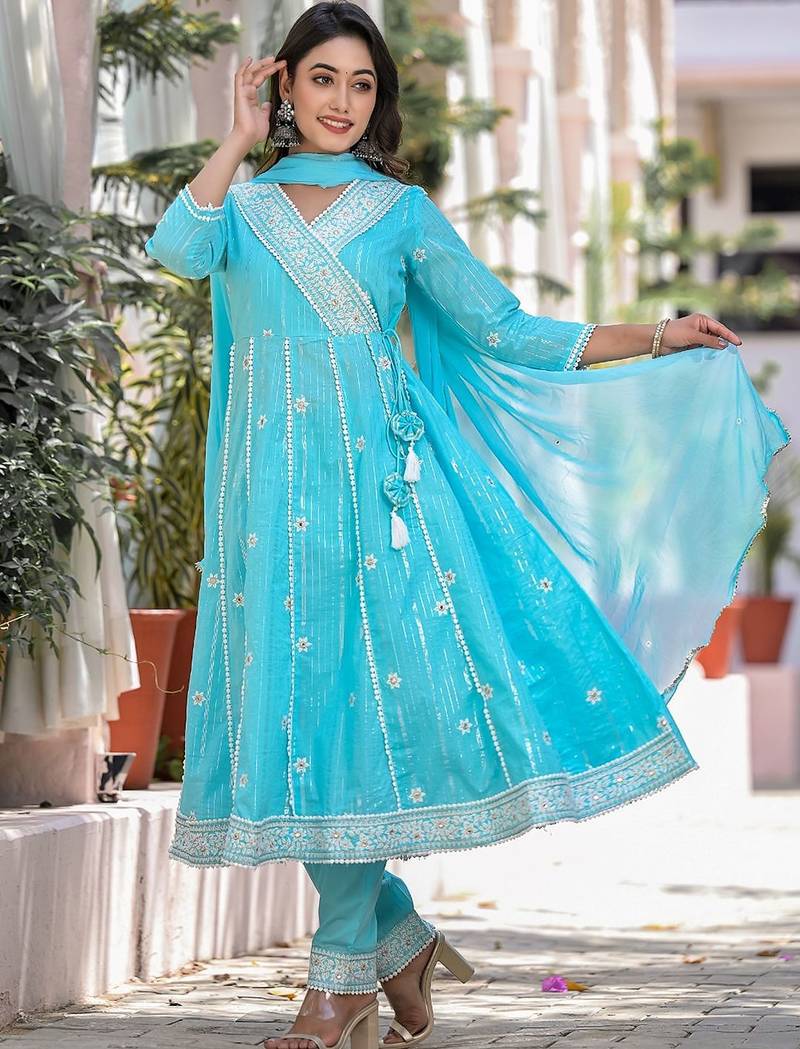 Thread Embroidered Anarkali Kurta With Trouser & Dupatta
