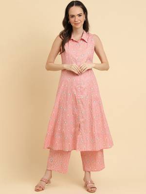 Pink Floral Printed Regular Kurta with Trousers 1