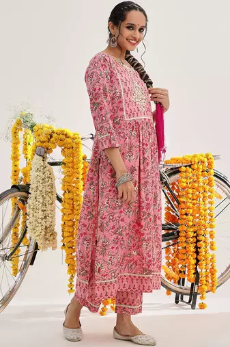Pink Ethnic Motifs Printed Thread Work Straight Kurta & Trousers With Dupatta