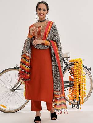 Floral Yoke Design Regular Kurta with Trousers & With Dupatta 1