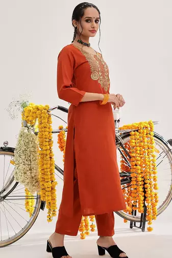 Floral Yoke Design Regular Kurta with Trousers & With Dupatta