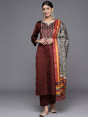 Women Ethnic Motifs Embroidered Sequinned Kurta with Trousers & With Dupatta 5