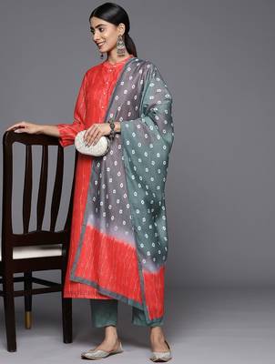 Printed Regular Kurta With Trousers & With Dupatta 1
