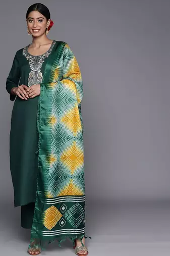 Floral Zari Embroidered Kurta With Trousers & Dupatta