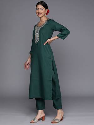 Floral Zari Embroidered Kurta With Trousers & Dupatta 6