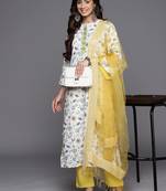 Floral Printed Regular Thread Work Kurta With Trousers & Dupatta