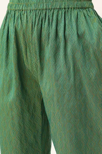 Women Ethnic Motifs Embroidered Kurta with Trousers & With Dupatta