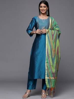 Ethnic Motifs Yoke & Woven Design Straight Kurta with Trousers & With Dupatta 1