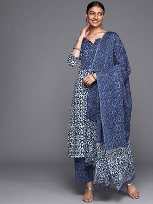 Women Blue Ethnic Motifs Printed Pure Cotton Kurta with Trousers & Dupatta 1