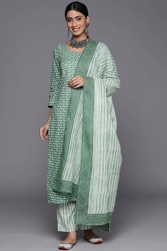 Women Green Floral Printed Pure Cotton Kurta with Trousers & With Dupatta