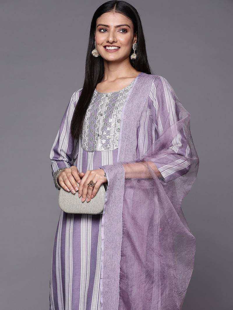 Women Lavender & White Embroidered Kurta with Trousers & Dupatta