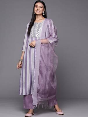 Women Lavender & White Embroidered Kurta with Trousers & Dupatta 1