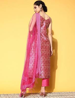 Women Abstract Tussar Silk Spaghetti Straps Kurta Set 5