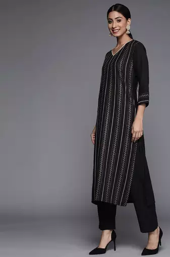 Women Black Printed Kurta with Trousers