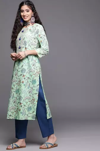 Women Blue Pure Cotton Floral Printed Sequinned Kurta with Trousers & With Dupatta