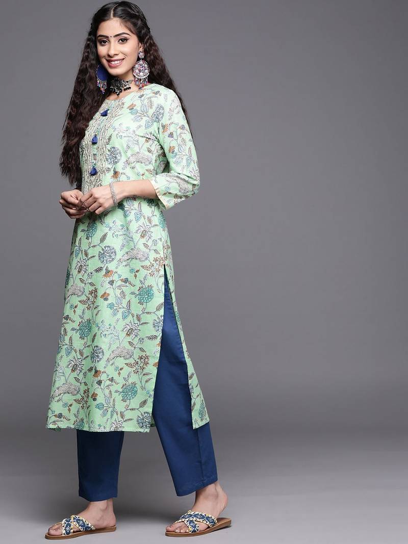 Women Blue Pure Cotton Floral Printed Sequinned Kurta with Trousers & With Dupatta