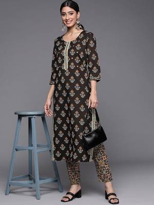 Women Black Ethnic Motifs Printed Patchwork Pure Cotton Kurta with Trousers 1