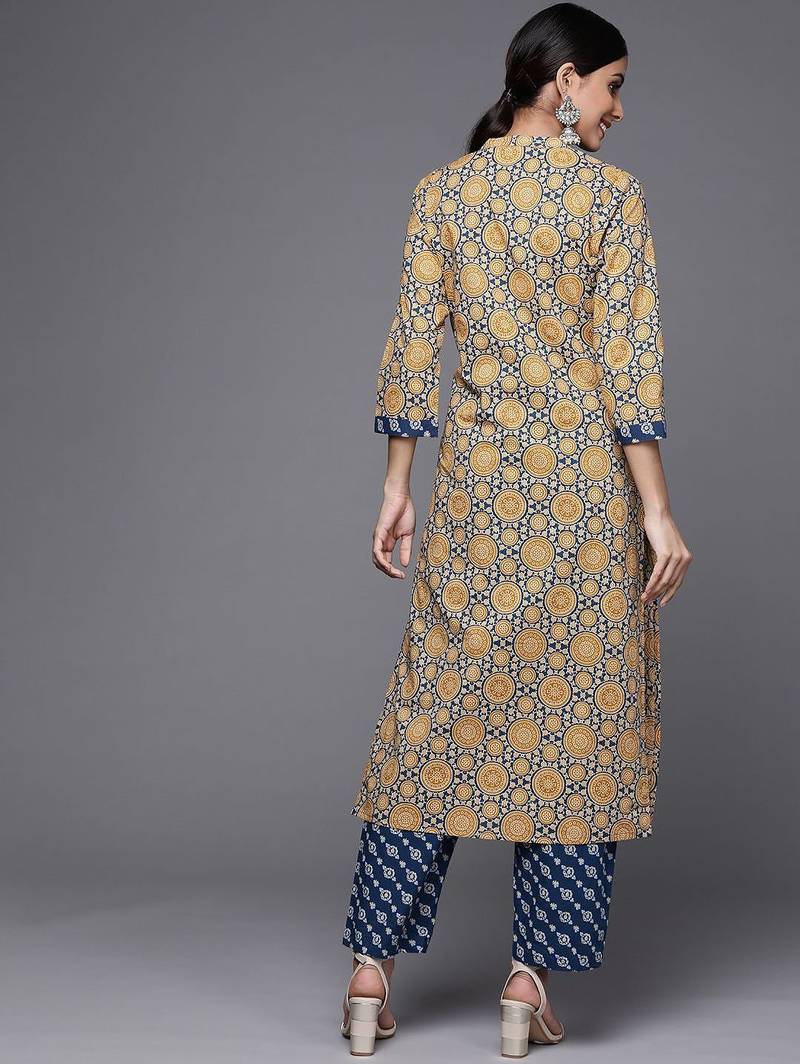 Women Beige & Blue Printed Pure Cotton Kurta with Trousers