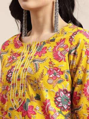 Women Yellow Floral Printed Straight Pure Cotton Kurta & Sharara With Dupatta 2