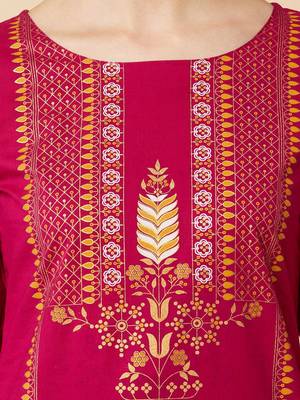 Women Magenta Printed Kurta with Palazzos 2