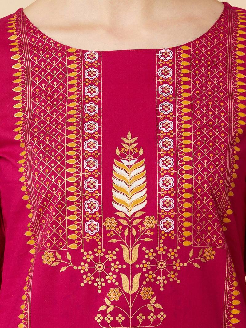 Women Magenta Printed Kurta with Palazzos