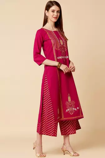 Women Magenta Printed Kurta with Palazzos