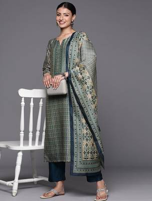 Ethnic Motifs Printed Chanderi Silk Kurta with Trousers & With Dupatta 1