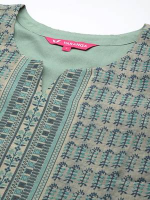 Ethnic Motifs Printed Chanderi Silk Kurta with Trousers & With Dupatta 2