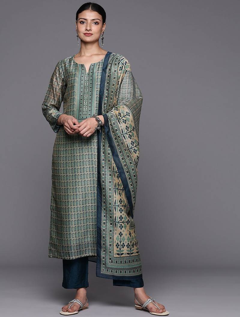 Ethnic Motifs Printed Chanderi Silk Kurta with Trousers & With Dupatta