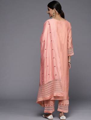 Women Peach-Coloured Ethnic Motifs Embroidered Kurta with Trousers & Dupatta 6
