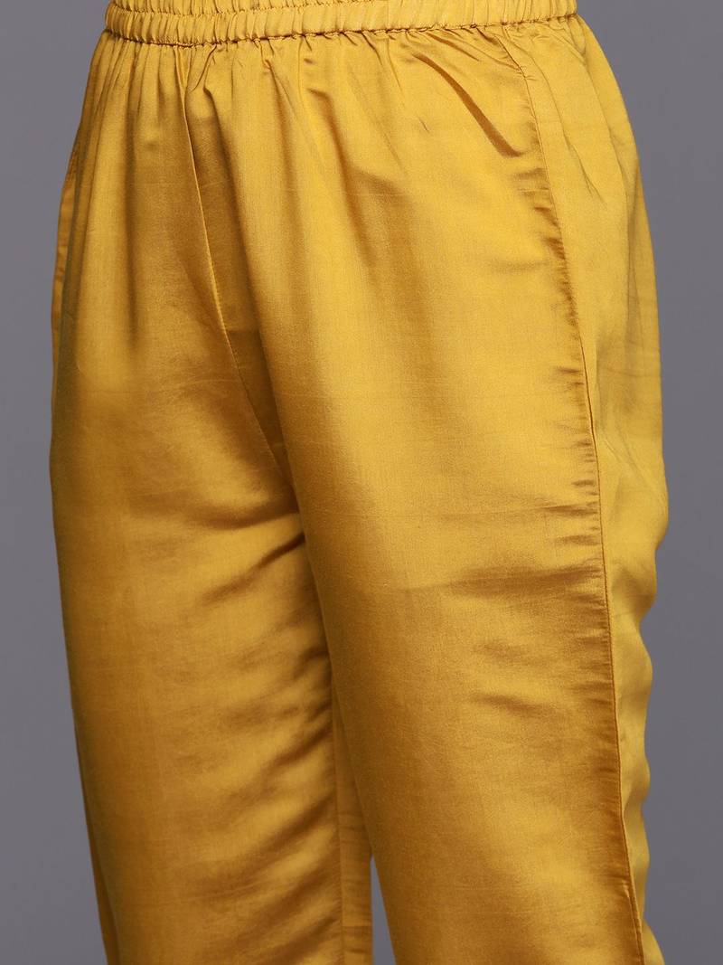Ethnic Motifs Embroidered Regular Thread Work Kurta with Trousers & With Dupatta