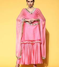 Women Ethnic Motifs Embroidered Sleeveless Kurta with Sharara & Dupatta