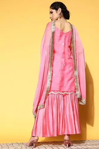 Women Ethnic Motifs Embroidered Sleeveless Kurta with Sharara & Dupatta