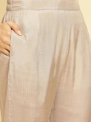 Ethnic Motifs Embroidered Kurta With Trousers & Dupatta 3