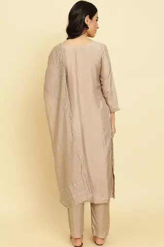 Ethnic Motifs Embroidered Kurta With Trousers & Dupatta