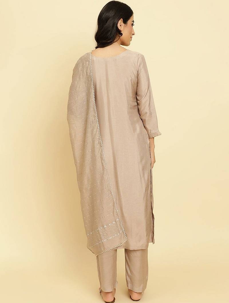 Ethnic Motifs Embroidered Kurta With Trousers & Dupatta