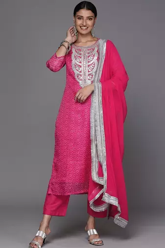Women Floral Yoke Design Bandhani Kurta with Trousers & Dupatta