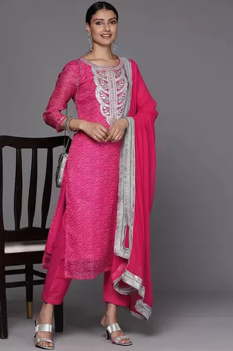 Women Floral Yoke Design Bandhani Kurta with Trousers & Dupatta