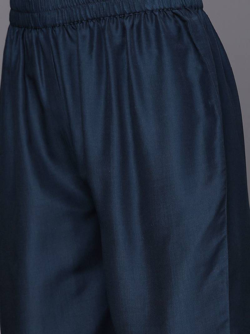 Women Ethnic Motifs Embroidered Regular Kurta with Trousers & With Dupatta
