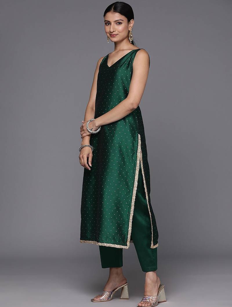 Women Regular Kurta with Trousers & With Dupatta