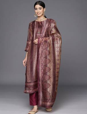 Ethnic Motifs Printed Chanderi Silk Kurta With Trousers & Dupatta 1