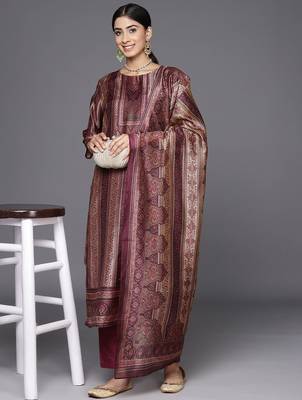 Ethnic Motifs Printed Chanderi Silk Kurta With Trousers & Dupatta 6