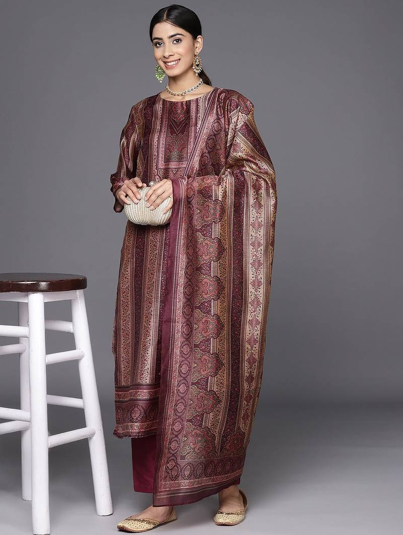 Ethnic Motifs Printed Chanderi Silk Kurta With Trousers & Dupatta