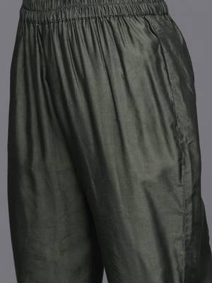 Ethnic Motifs Printed Sequinned Chanderi Silk Kurta with Trousers & With Dupatta 3