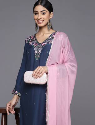 Floral Yoke Design Regular Sequinned Kurta with Trousers & With Dupatta 2
