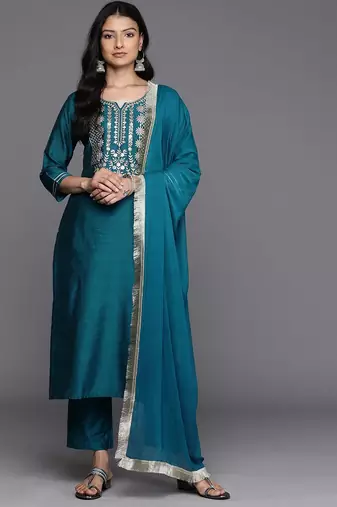 Ethnic Motifs Embroidered Sequinned Kurta With Trousers & Dupatta