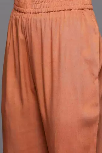 Women Floral Printed Sequinned Chanderi Silk Kurta Set