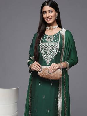 Women Floral Embroidered Kurta with Trousers & Dupatta 2