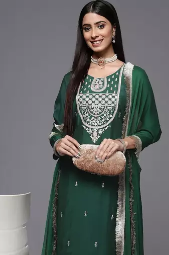 Women Floral Embroidered Kurta with Trousers & Dupatta