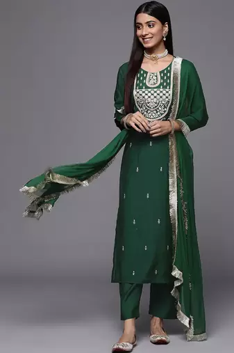 Women Floral Embroidered Kurta with Trousers & Dupatta